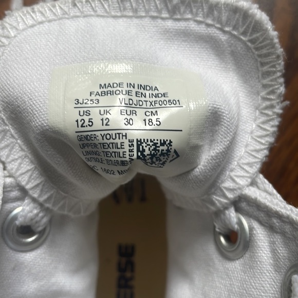 White converse size 12.5 - Picture 4 of 4